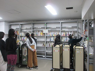 図書館の本の秘密。