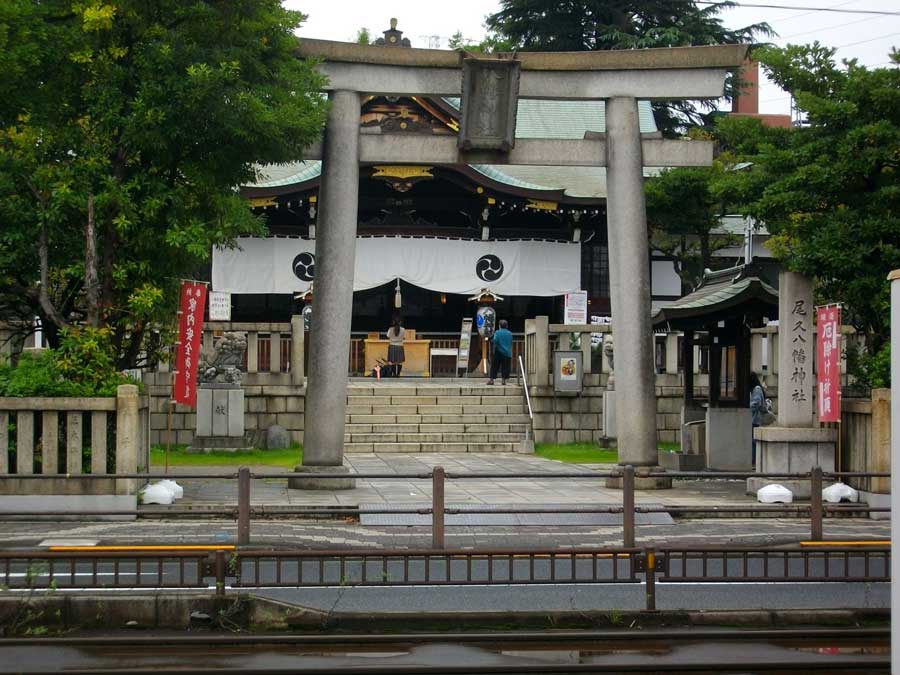 神社遠景